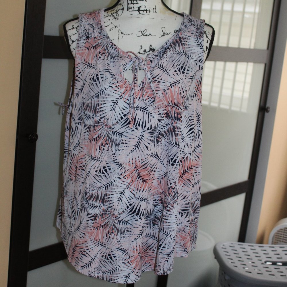 SJS  Women's Sleeveless Summer Top - Size XL